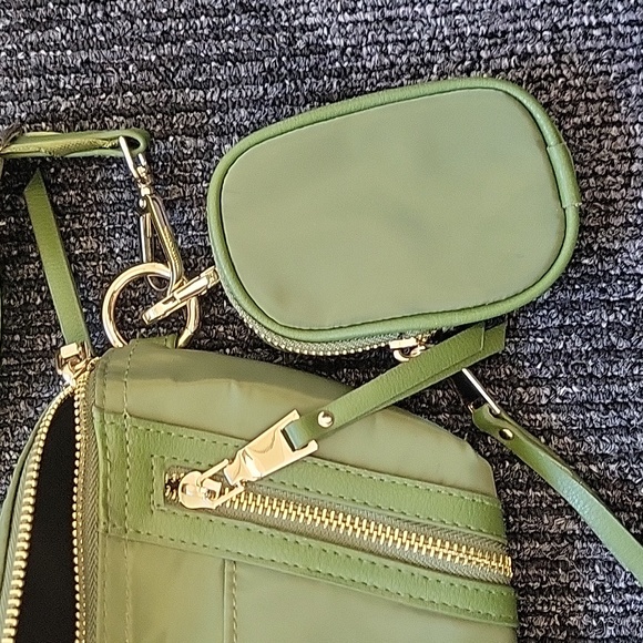 Madden NYC Olive Crossbody/Fanny Pack-NWOT - Picture 4 of 10